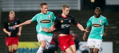 上海狂轰69分，怀特塞德8分半送4次封盖，上海大比分领先