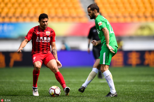 赛中从容不 赛中从容不